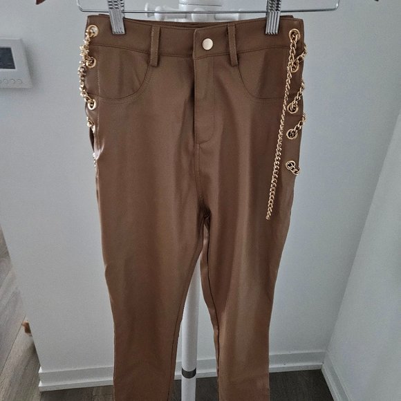 (New) Chain Lace Detail Faux Leather Pants - Picture 6 of 9